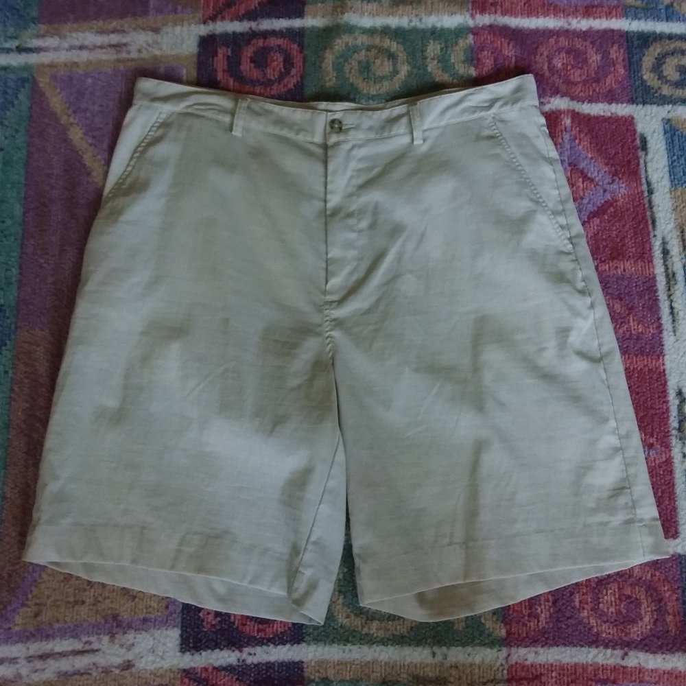 Callaway Golf Shorts Men’s  Size 38